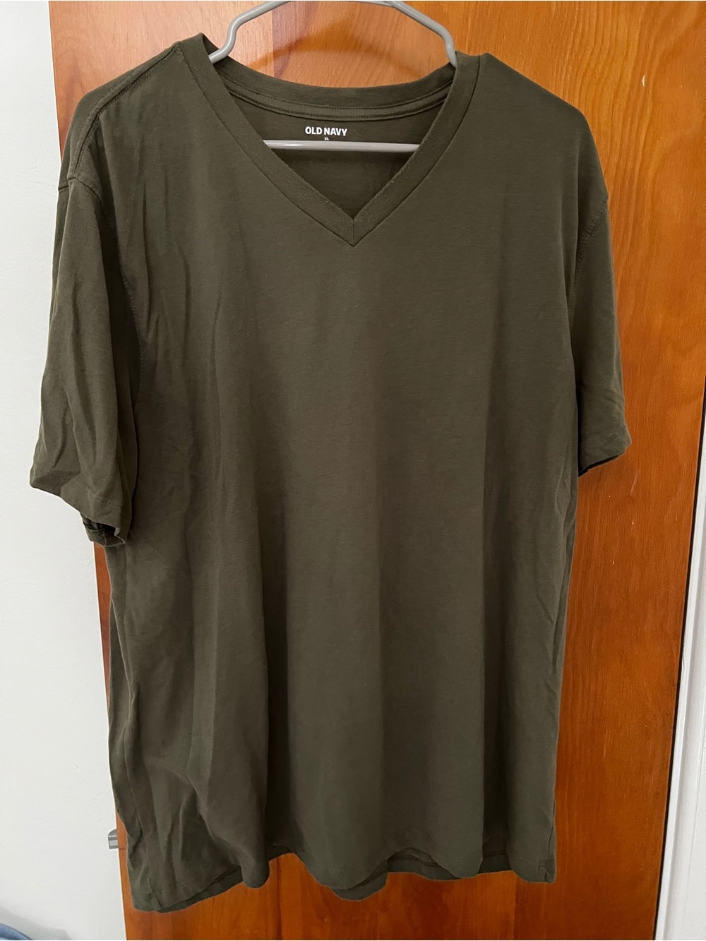 Old Navy Men's Dark Olive V-Neck Short Sleeve Tee